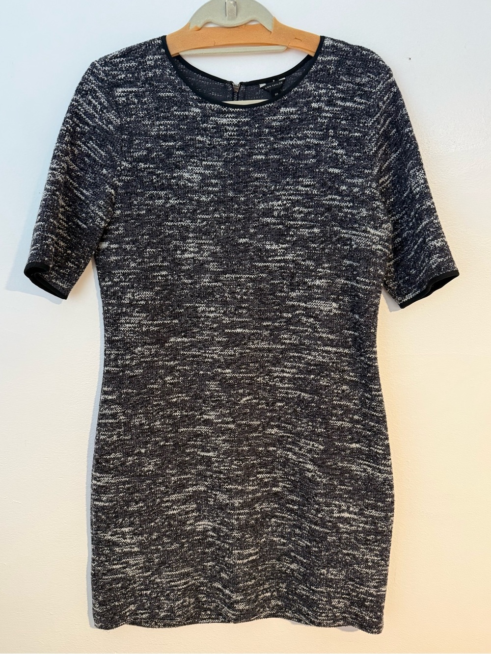 Ann Taylor Textured Knit Sheath Dress Size 10